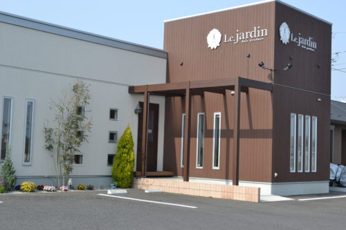 10451D43-E11A-49F2-B3CC-0D7147986CDB