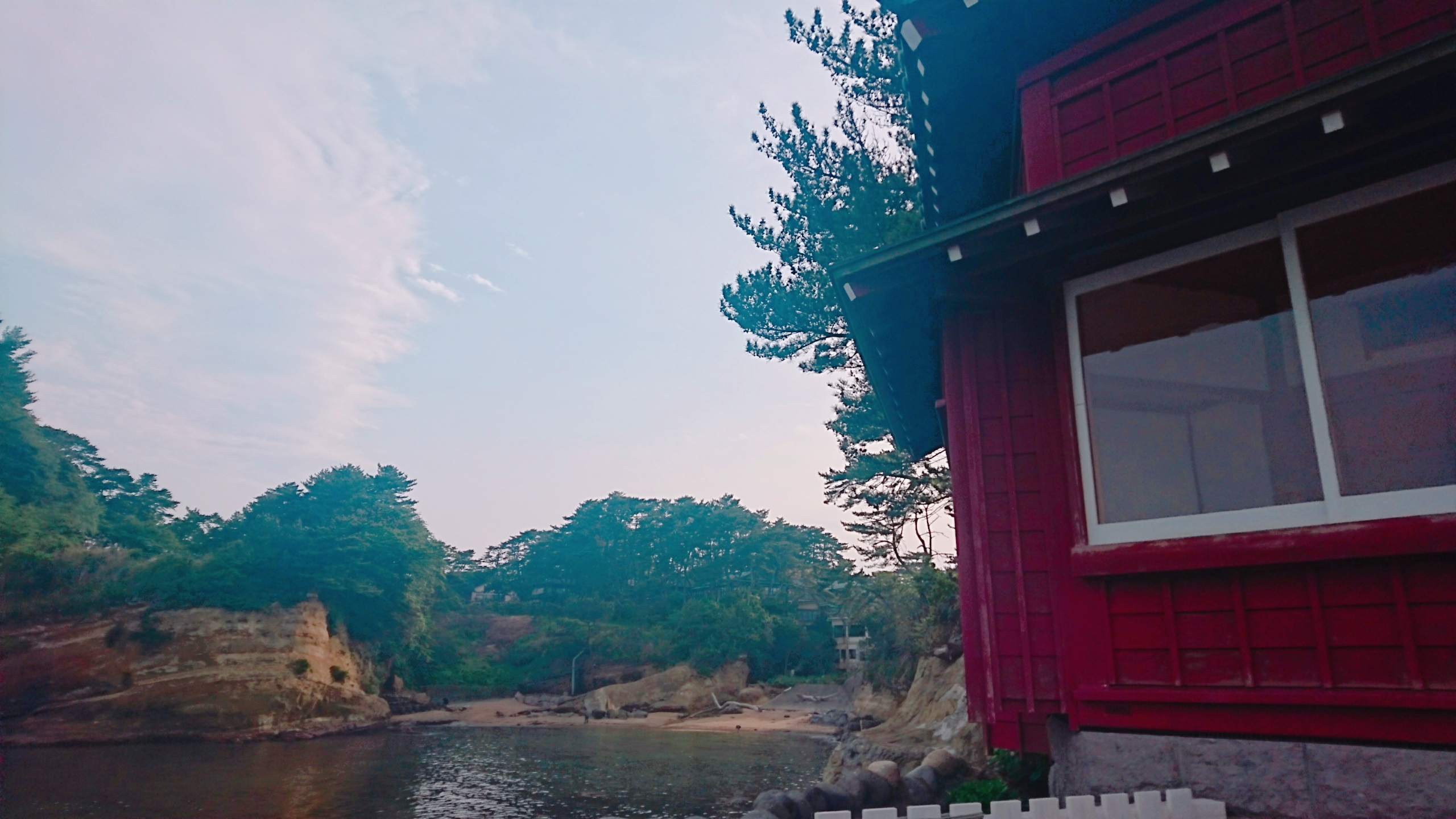 18-05-08-12-41-15-159_deco